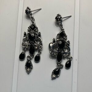 Chandelier earrings